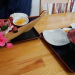 みなと市場 小松鮪専門店 - 『小松まぐろ専門店』