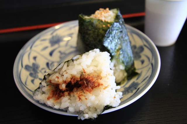 おにぎりの桃太郎 菰野店 菰野 おにぎり 食べログ おにぎりの桃太郎 菰野店 菰野 おにぎり 食べログ