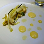 レストラン リューズ - 「バイ貝、ホワイトアスパラ」