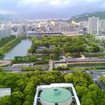 リーガロイヤルホテル広島 - 部屋より広島城が見れました。気分は満足