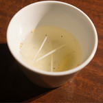 炭火焼肉 ふちおか - ゲンコツスープ