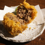 炭火焼肉 ふちおか - 黒毛和牛メンチカツ　割ってみた