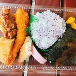 Matsuoka Kamaboko Ten - おむすび弁当