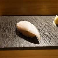 SUSHI TOKYO TEN、 新宿ニュウマン店 - [料理] 江戸前 太刀魚 握り