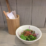 おすすめランチコース　￥１２８０のサラダ