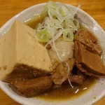やきとん よし田 - 煮玉子1個100円 煮込み380円
