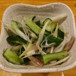 やきとん よし田 - みょうがきゅうり和え200円