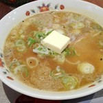 元祖はこだてラーメン おんじき庭本 空港店 - 