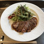 鉄板小町 - サーロインステーキランチ、1700円です。