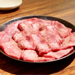 炭火焼肉KINOE - 上タン（2人前）