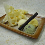 カンパネッラ - かぐや姫（モッフル＋ミニアイス３個）