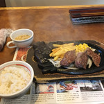 ブロンコビリー - やわらかカットステーキランチ 160グラム 950円