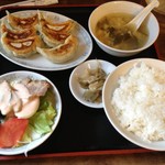 林華苑 - 餃子定食