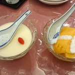 獅門酒楼 - 選べるデザートより杏仁豆腐・マンゴープリン