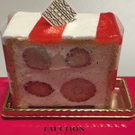 フォション - 一緒に買ったケーキもめちゃくちゃうまい！