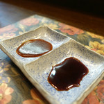 ステーキハウス キッチンリボン - ソースは2種類♪