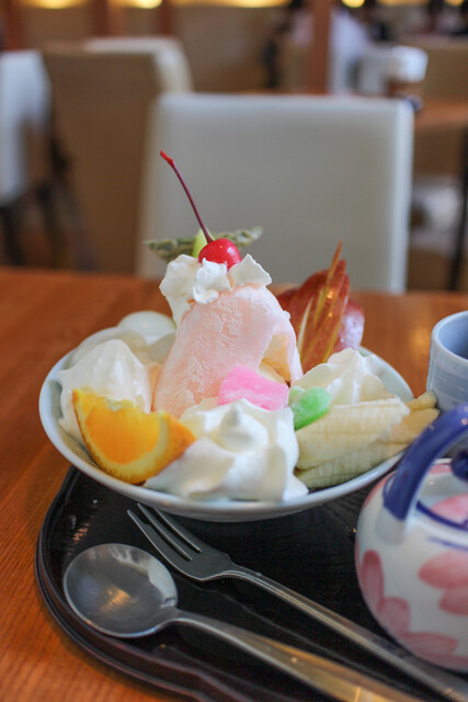 Shirakabe Cafe Hanagoyomi