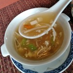 ホテルオークラレストラン新宿 中国料理 桃里 - [料理] 豆腐ときのこのスープ ひと口大 アップ♪ｗ