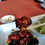 ホテルオークラレストラン新宿 中国料理 桃里 - [料理] 黒酢風味の酢豚 アップ♪ｗ ②