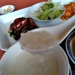 ホテルオークラレストラン新宿 中国料理 桃里 - [料理] 中華粥 ひと口大 アップ♪ｗ