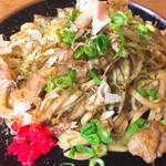 Okonomiyaki Mori - ホルモンうどん
