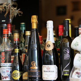 コスパに優れたワインやビールなど、料理に合わせた至極の1杯