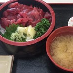 市場食堂 - 中落ち丼