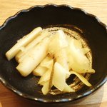 日本橋 天丼 金子半之助 - サービスの（取り放題）ガリごぼう