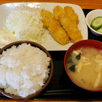 牡蠣バル - 「広島県産牡蠣フライ定食」(880円)