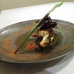 ラ ヴィオレッタ - 師崎産天然すずきのグリル　焦がしバターとフレッシュトマトソース