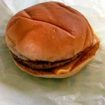 ロッテリア - 料理写真:チーズバーガー