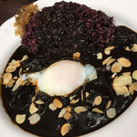 風我亭 みなとみらい店 - 黒の開港ビーフカレーSP甘口 (税込880円)