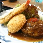 とんかつ亭 天乃家 - ハンバーグ分厚っ！