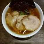 暖庵 - 中華チャーシュー麺（醤油）