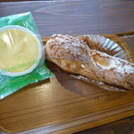 島ごころ SETODA - 瀬戸田レモンチーズ160円、ながいクッキーシュー160円