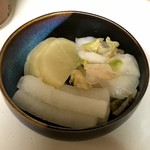 素うどん 四國屋 - 漬け物サービス２