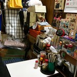 素うどん 四國屋 - 小上がり席