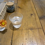 Sammi - テーブル小さめ