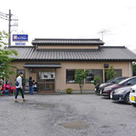 青竹手打ラーメン 日向屋 - 店構え