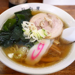 青竹手打ラーメン 日向屋 - ワカメラーメン ¥700