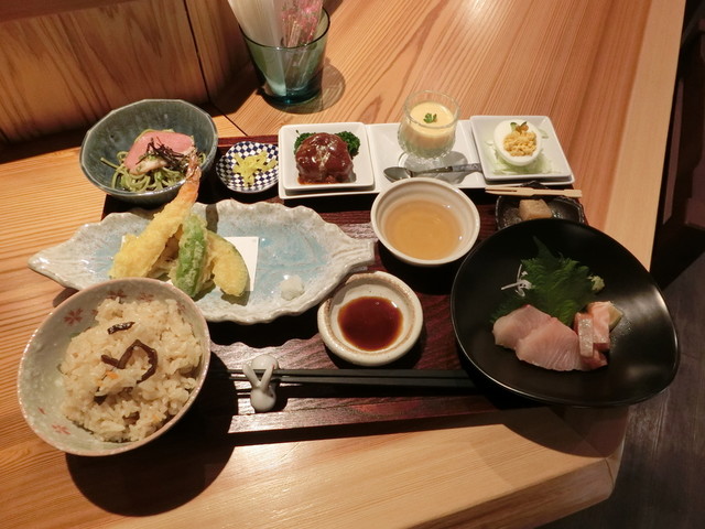 丼丸 岡山南店 備中箕島 海鮮丼 食べログ