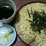 小島町つるや - ざるラーメン(税込み640円)