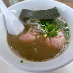 らーめんよつ葉 - 濃厚イカ煮干らーめん(限定)