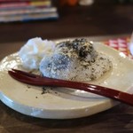 灯 - 花豆入り大福