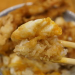 天吉屋 - 半熟玉子リフト