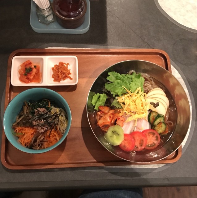 韩国御膳桌图片