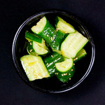 Sesame salt cucumber 290 yen (319 yen including tax)