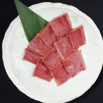 Wagyu beef heart sauce/salt 590 yen (649 yen including tax)