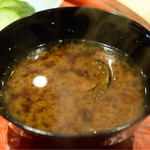てんぷら 深町 - 味噌汁。赤出汁。キリッと