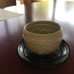 Noguchi Kumataro Uchaen - 素敵な器で緑茶のフレーバーをいただきました。
